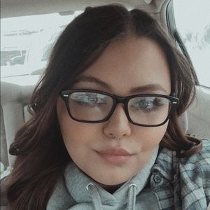 Meet your Posher, Destiny